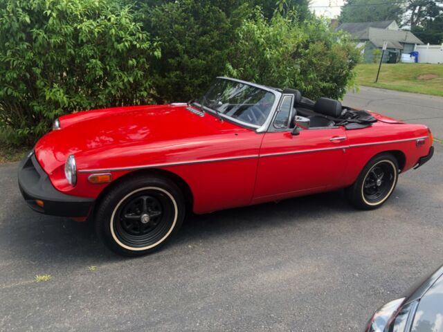 MG MGB 1979 image number 0