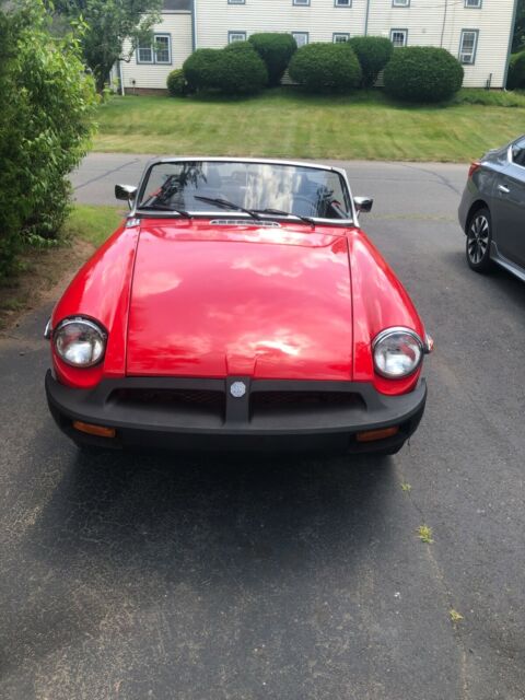 MG MGB 1979 image number 3