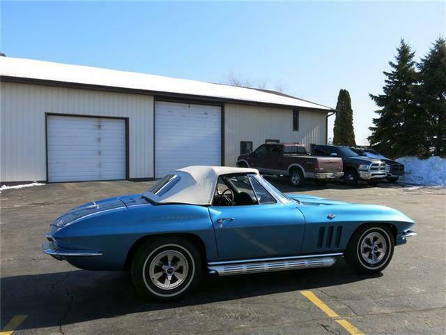 Chevrolet Corvette Convertible, 1965 image number 10