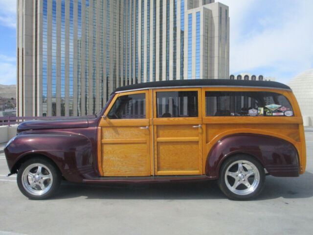 Plymouth Woody 1941 image number 0