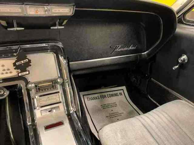 Ford Thunderbird Hardtop 1964 image number 15