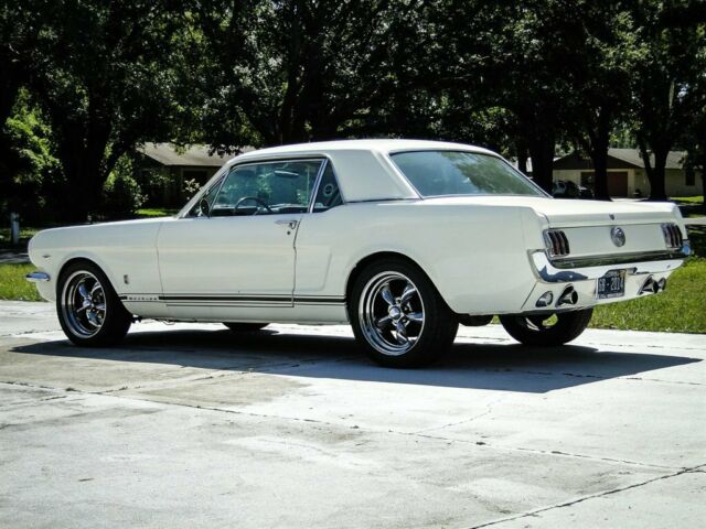 Ford Mustang 1966 image number 6