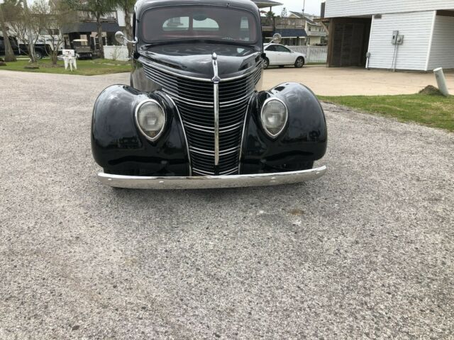 Ford Deluxe 1938 image number 20