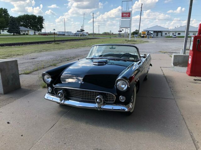 Ford Thunderbird 1955 image number 20