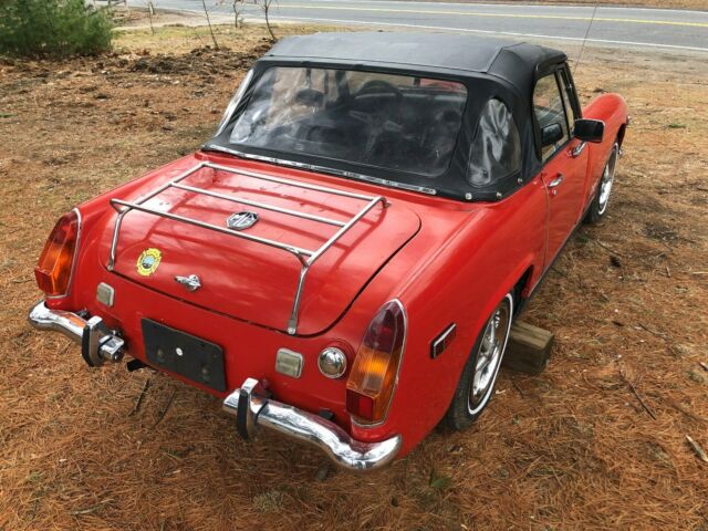 MG Midget 1970 image number 18