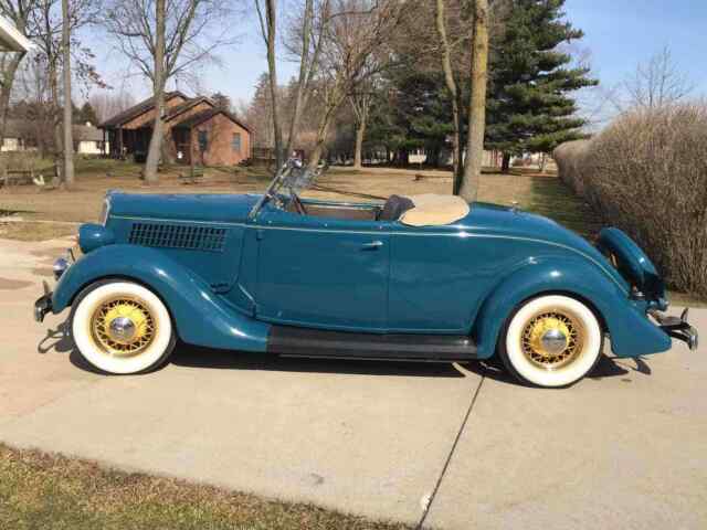 Ford Roadster 1935 image number 0