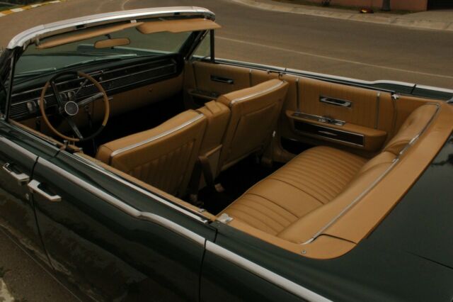 Lincoln Continental 1965 image number 17