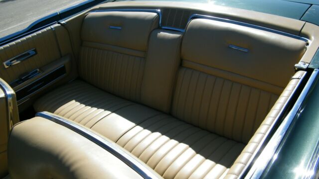 Lincoln Continental 1965 image number 32