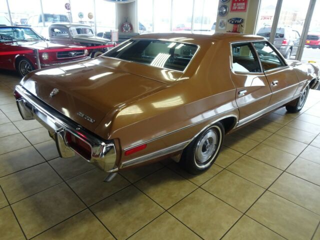 Ford Torino 1973 image number 30