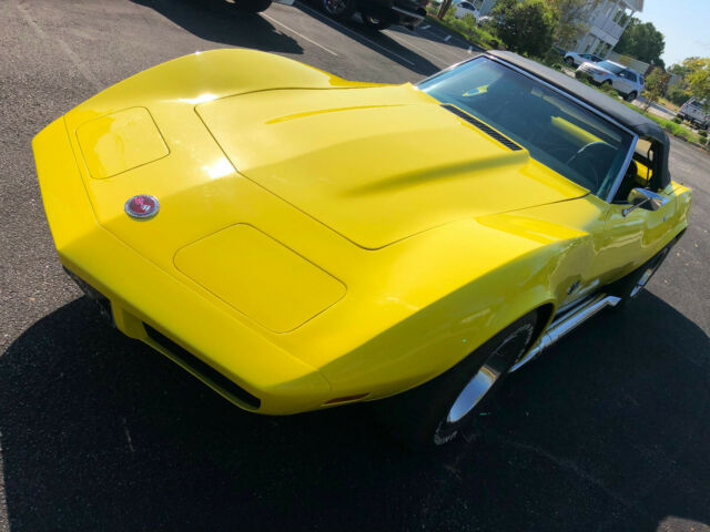 Chevrolet Corvette 1974 image number 0