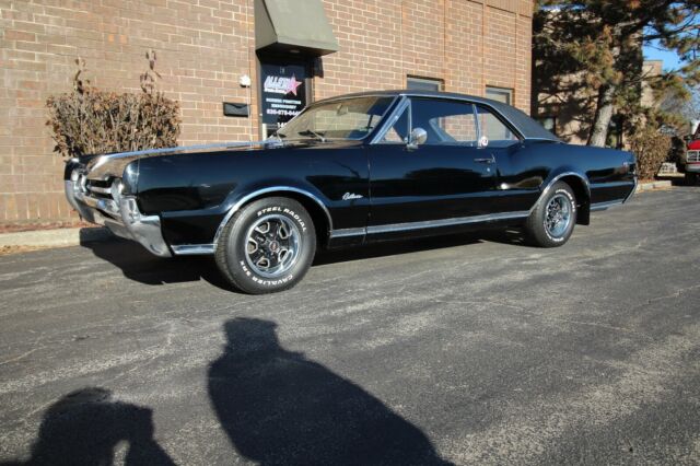 Oldsmobile Cutlass 1967 image number 1