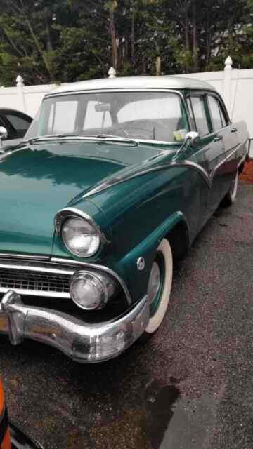 Ford Fairlane 1955 image number 1