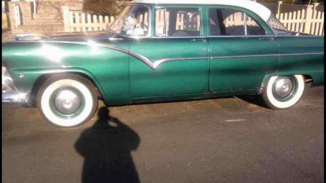 Ford Fairlane 1955 image number 26