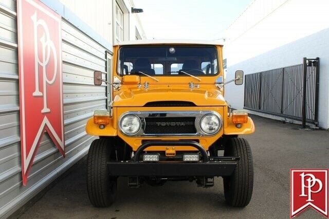 Toyota Land Cruiser 1973 image number 0