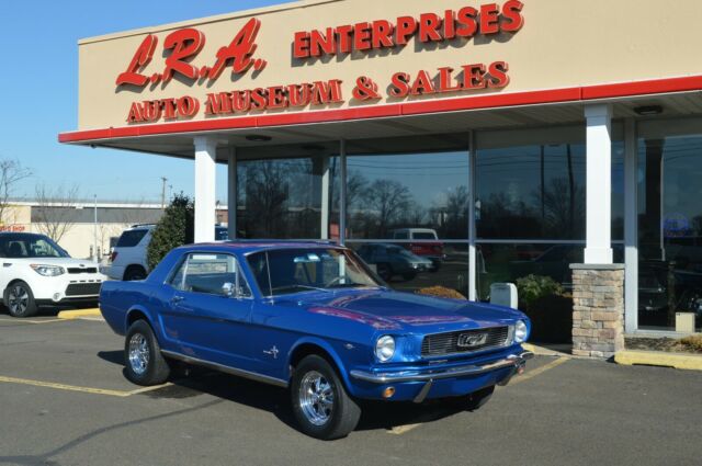 Ford Mustang 1966 image number 0