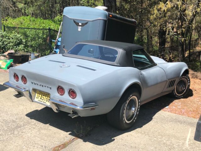 Chevrolet Corvette 1968 image number 18