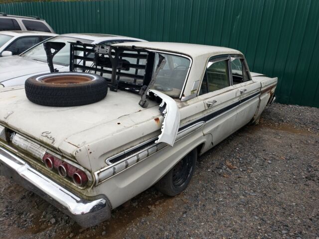 Mercury Comet 1964 image number 2