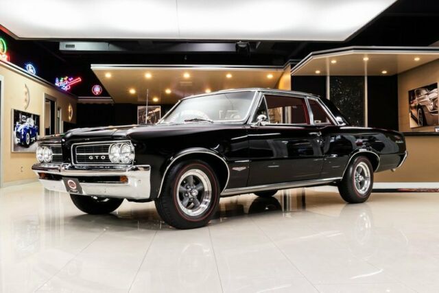 Pontiac GTO 1964 image number 0