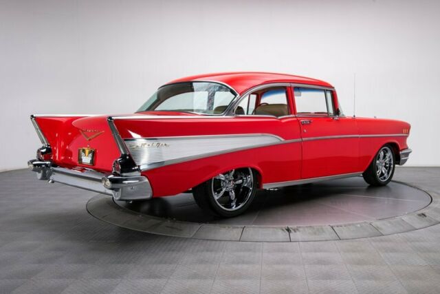 Chevrolet Bel Air/150/210 1957 image number 1