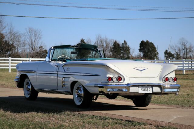 Chevrolet Impala 1958 image number 11