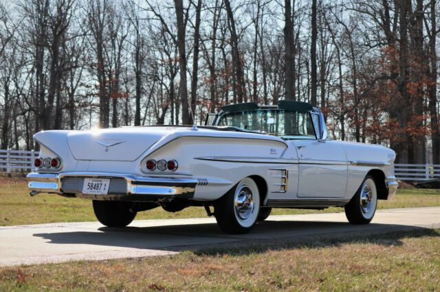 Chevrolet Impala 1958 image number 32