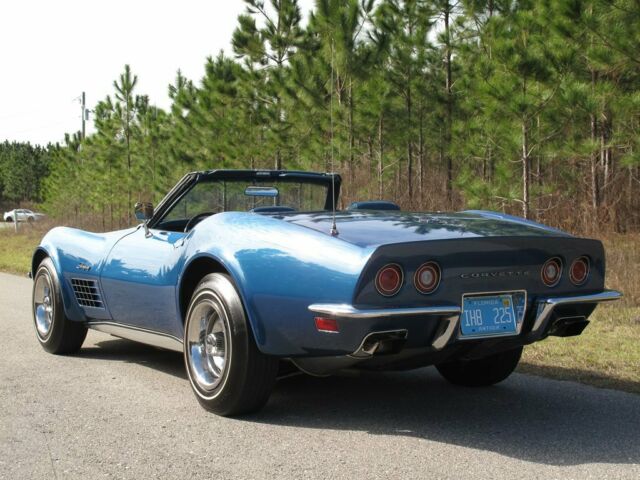 Chevrolet Corvette 1971 image number 4