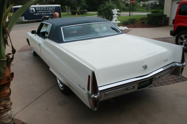 Cadillac DeVille 1970 image number 15