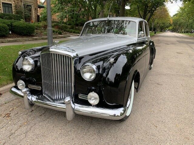 Bentley S1 Standard Steel Saloon 1956 image number 1