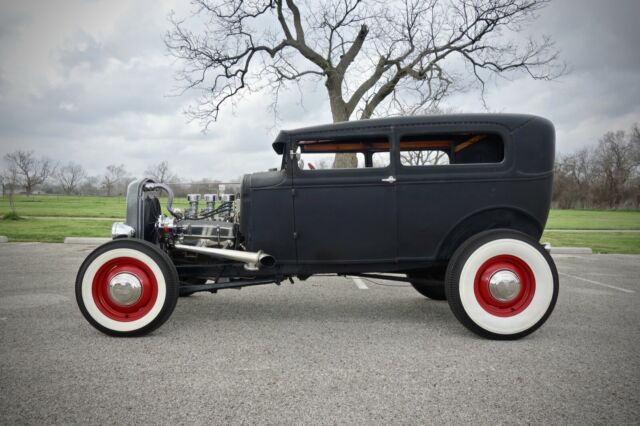 Ford Model A 1930 image number 0