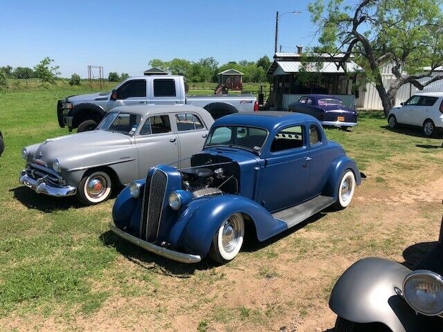 Plymouth Deluxe 1936 image number 18