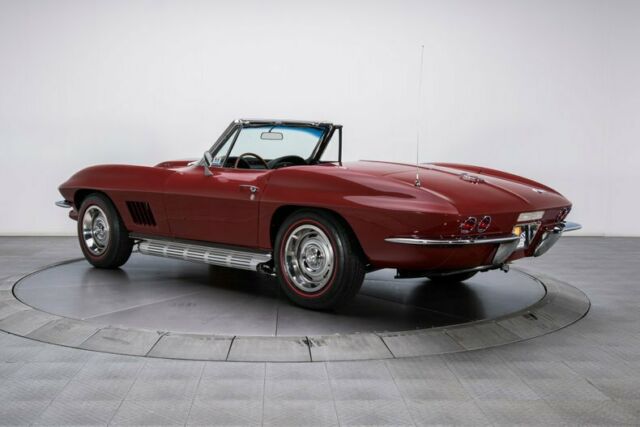 Chevrolet Corvette 1967 image number 10