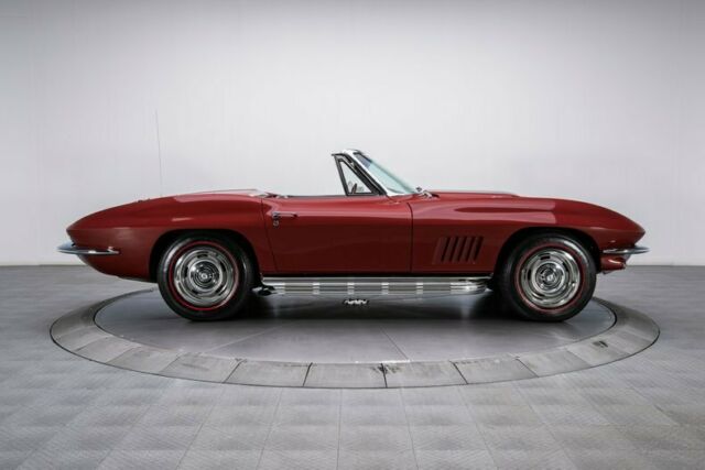 Chevrolet Corvette 1967 image number 12