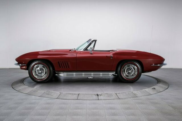 Chevrolet Corvette 1967 image number 14