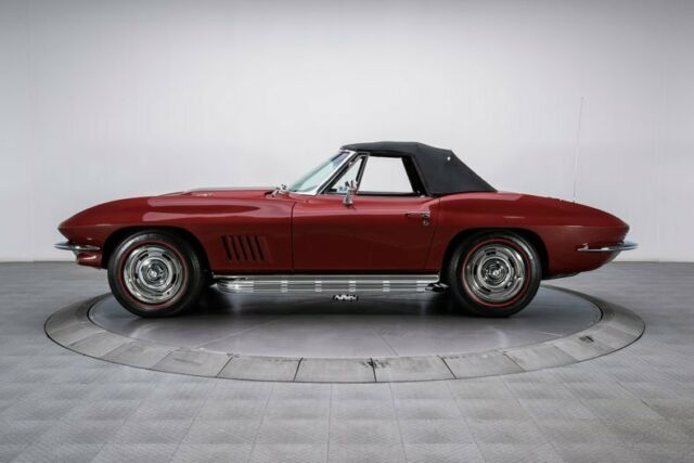 Chevrolet Corvette 1967 image number 15