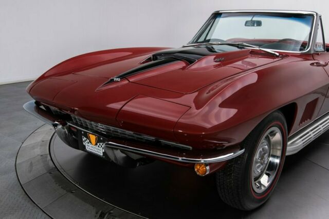 Chevrolet Corvette 1967 image number 16