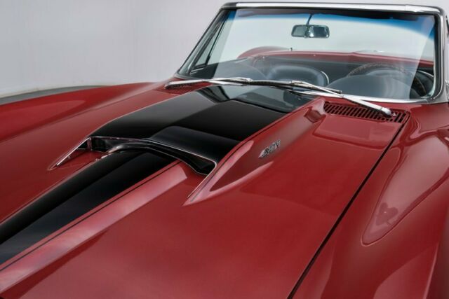 Chevrolet Corvette 1967 image number 22