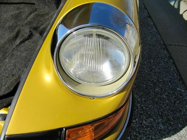 Porsche 911T TARGA 1973 image number 12