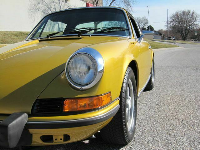 Porsche 911T TARGA 1973 image number 21