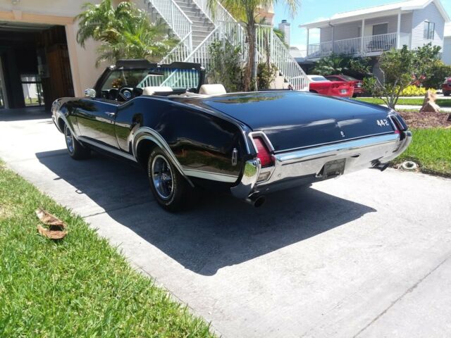 Oldsmobile 442 1969 image number 18