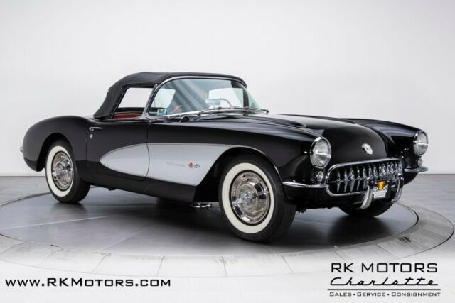 Chevrolet Corvette 1957 image number 33