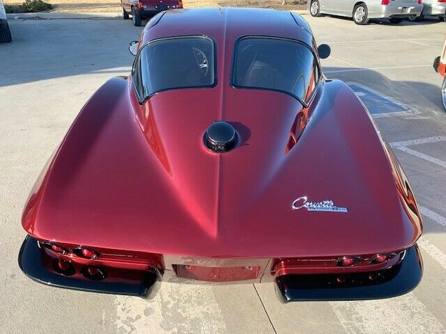 Chevrolet Corvette 1963 image number 10