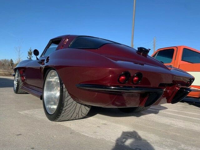 Chevrolet Corvette 1963 image number 31