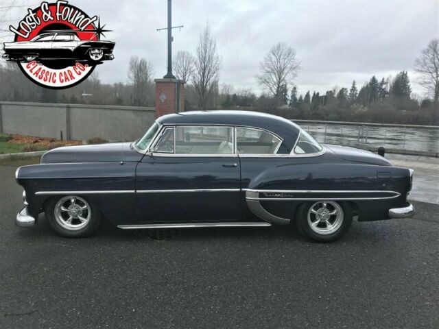 Chevrolet Bel Air/150/210 1953 image number 26