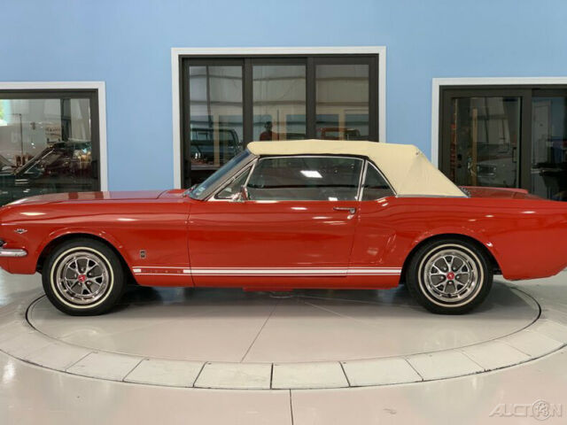 Ford Mustang 1965 image number 1