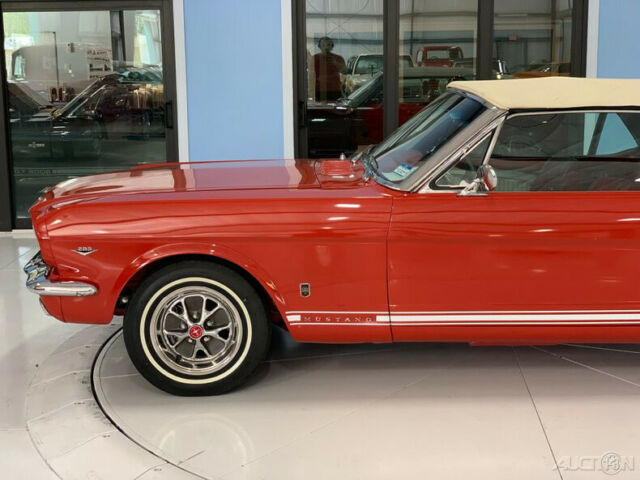 Ford Mustang 1965 image number 13