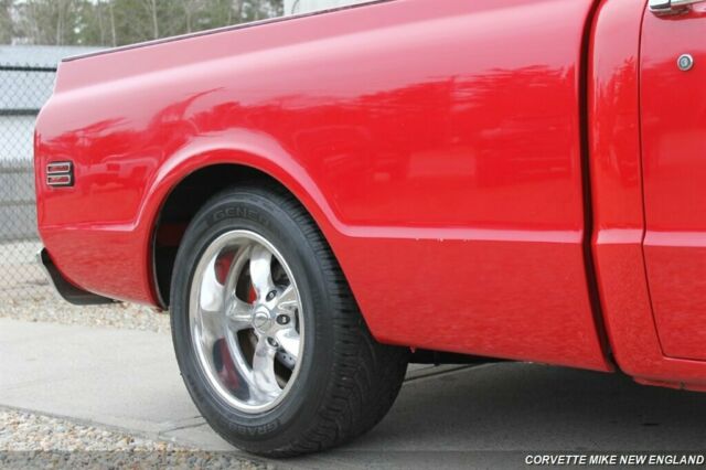 Chevrolet C-10 1968 image number 17