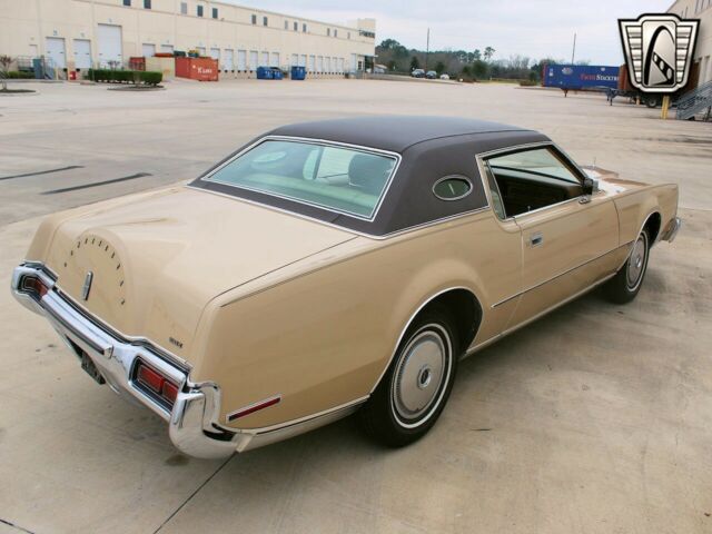 Lincoln Continental 1973 image number 11