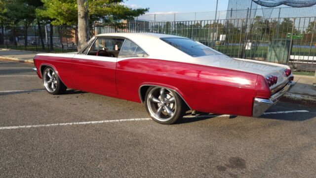 Chevrolet Impala 1965 image number 20