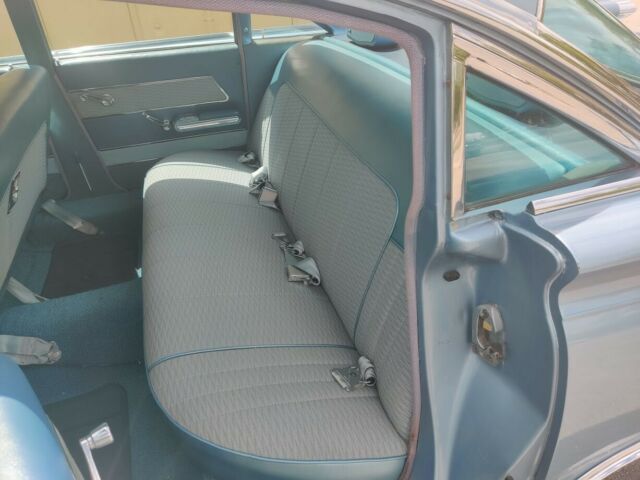 Oldsmobile Ninety-Eight 1959 image number 6