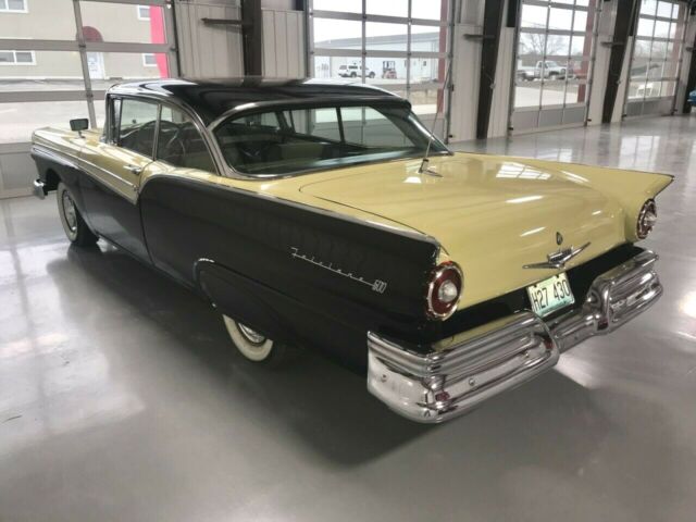 Ford Fairlane 1957 image number 5